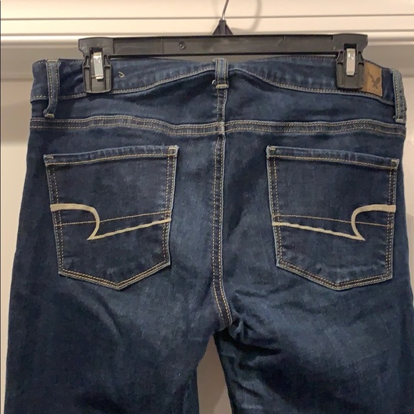 Size 8 Dark Wash American Eagle Skinny Jeans - Picture 2 of 2